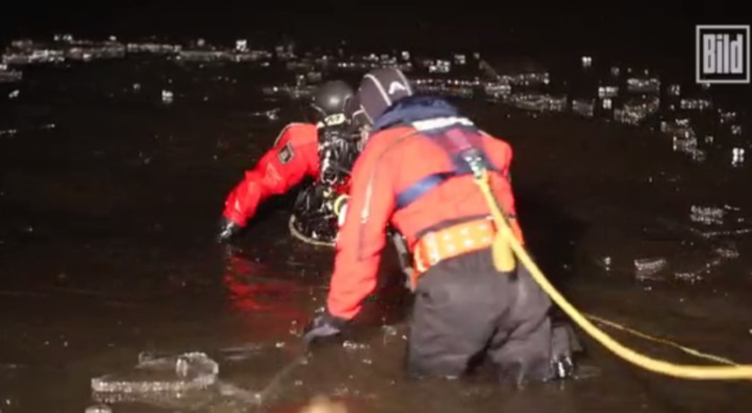 Zmarło niemowlę zaatakowane przez imigrantów w okolicach Hamburga.