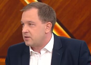 Cieplucha: Organizacje przestępcze sprowadzające imigrantów żerują na biednych osobach z Afryki i Bliskiego Wschodu [WIDEO]