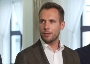 Jan Kanthak o Hołowni i Kosiniaku-Kamyszu: To nie jest trzecia droga, tylko szpagat [WIDEO]