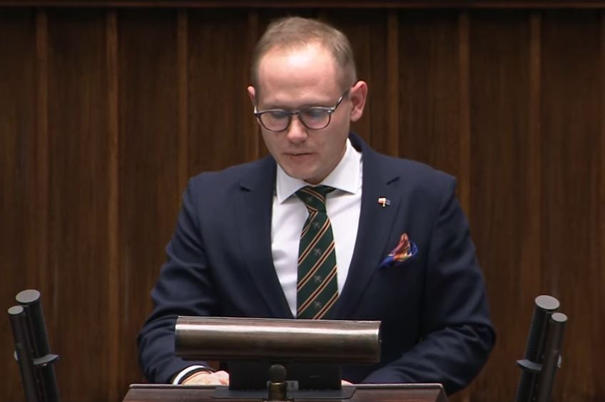 Poseł Lewicy: Niemcy powinni domagać się od Polski reparacji wojennych