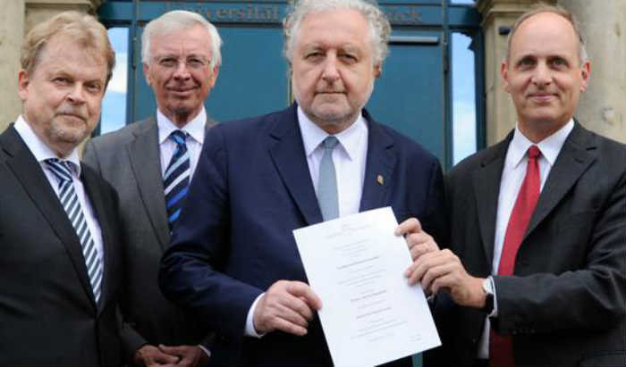 Niemcy docenili swojego! Rzepliński z honorowym tytułem niemieckiej uczelni. „Za niezłomną obronę rządów prawa”