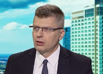 Marcin Warchoł: Donald Tusk zgodzi się na relokację imigrantów oraz na zabicie suwerenności państw członkowskich [WIDEO]