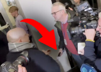 Dowód na kłamstwo Czuchnowskiego! Agresja „dziennikarza” w Sejmie obnażona dzięki nagraniu TVP Info