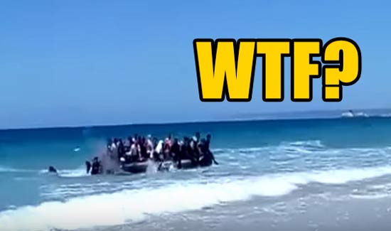 To byłoby śmieszne, gdyby nie było prawdziwe! Hiszpania: Nielegalni imigranci bez najmniejszych oporów „zakotwiczyli” na plaży pełnej turystów
