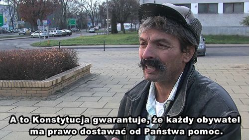 Rom wyjaśnia dlaczego nie podejmuje pracy: „Konstytucja gwarantuje, że każdy obywatel ma prawo dostawać od państwa pomoc”
