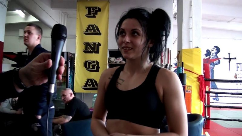 Polskie nacjonalistki uczą się bić. Polska dla Polek – Seminarium Sportów Walki w Warszawie. [WIDEO]
