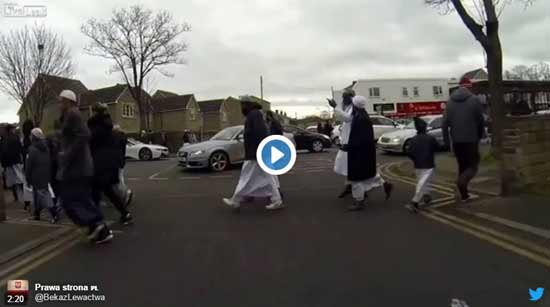 Muzułmanów obowiązują inne przepisy? Tak wygląda ulica w zwykłym angielskim mieście… [WIDEO]