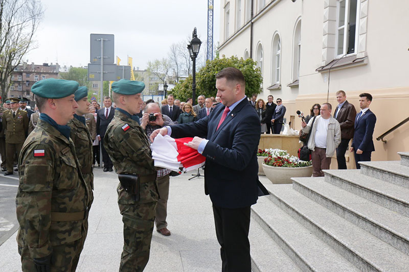 Czarnek o gender: „To ideologia, a nie nauka! Koniec z gender na polskich uczelniach!”