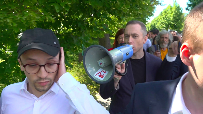 Obrzydliwe zachowanie posła PO! Czy taki ktoś jest godny bycia posłem?