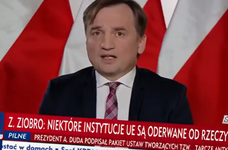 Ziobro: „Polska słusznie nie przyjęła uchodźców. Broniliśmy naszej suwerenności przed obcą nam kulturą islamu”
